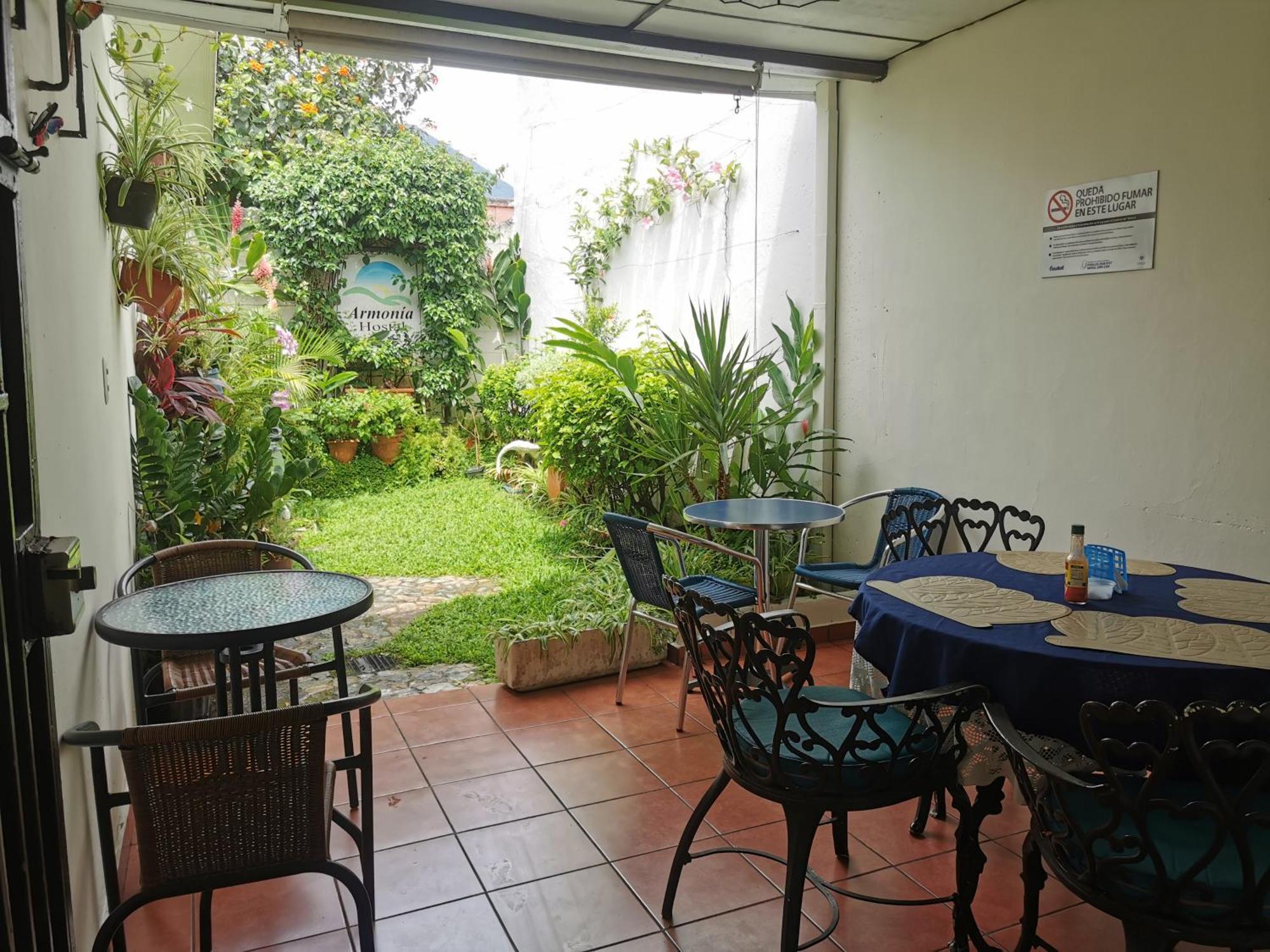 Hotel Armonia Hostal San Salvador Eksteriør bilde